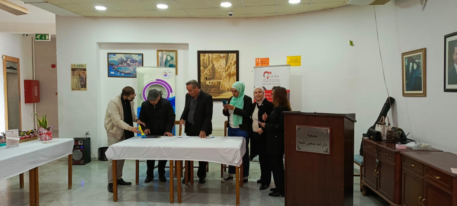 الصورة البارزة لمقالة «شبكة الفنون التشكيلية ودارات شما لكبار السن يطلقان مبادرة "ألوان الحياة»